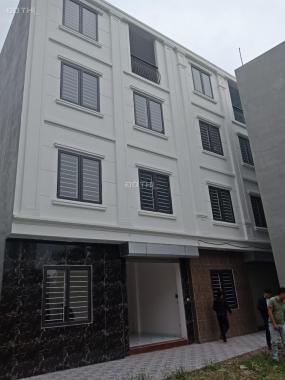 Bán gấp nhà mới 4 tầng tại Tứ Hiệp, Thanh Trì, HN. LH: A. Công 0974509368