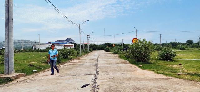 Cần bán 2 lô liền kề đất nền sổ đỏ KDC Cầu Quằn, Ninh Thuận