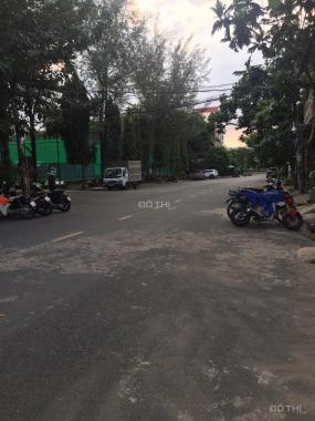 Bán nhà hẻm xe hơi 8m đường Bùi Quang Là, P12, Gò Vấp, DT: 5.3x20m. LH: 0938.239.333