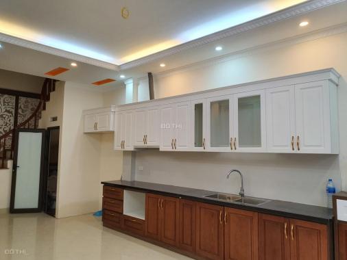 Bán nhà ngõ 89 Lạc Long Quân, Nghĩa Đô, Cầu Giấy, 5 tầng, 45m2, đẹp như mơ, 4,45 tỷ. LH 0912290768