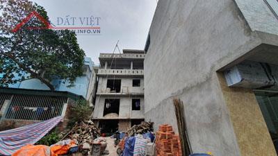 Chính chủ bán nhà 4.5 tầng đang hoàn thiện tại phường Cao Thắng, TP. Hạ Long, Quảng Ninh