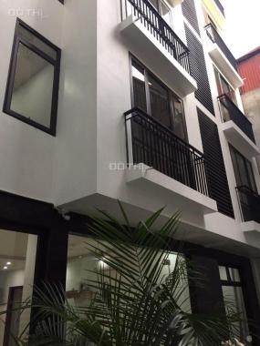 CC cần bán tòa nhà căn hộ ngõ phố Đào Tấn, gần Linh Lang, Cống Vị, Ba Đình, dt 200 m2, giá 24.5 tỷ