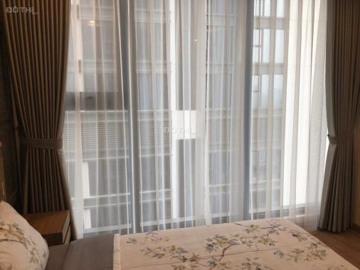 Cho thuê gấp CH chung cư Hoàng Cầu Skyline, 100m2, 2 PN, đủ đồ, view hồ, chỉ 15 tr/th, 0985878587