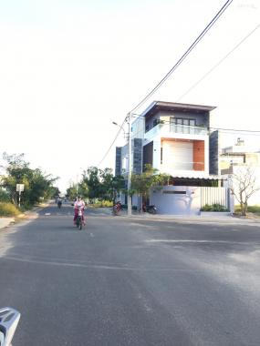 Bán lô đất góc 2 mặt tiền thị trấn La Hà, Tư Nghĩa, Quảng Ngãi, DT 100m2, giá 1,13 tỷ. 0708555268