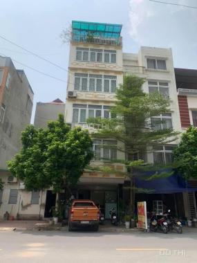 Nhà 6 tầng mặt phố chợ Văn La - Văn Phú 6 tỷ, ô tô, vỉa hè, kinh doanh, đường 24m, LH 0917432358