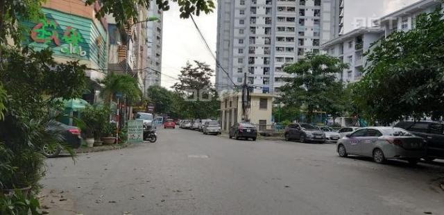 Bán đất Nguyễn Lân ô tô đỗ cửa, giá quá 