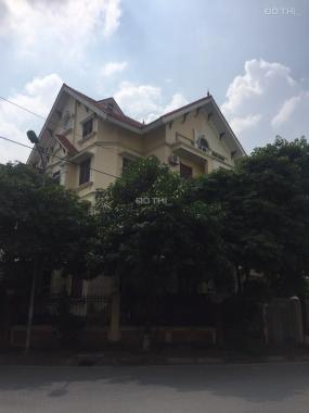 Cho thuê nhà biệt thự Mễ Trì Hạ, đối diện Keangnam, DT đất 200m2, XD 120m2 * 4 tầng, giá 48 tr/th