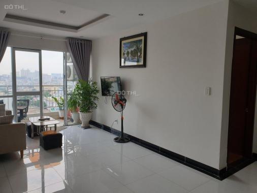 Mình cần bán gấp căn hộ Quốc Cường Giai Việt đường Tạ Quang Bửu, Q.8, diện tích 83m2, 2 phòng ngủ