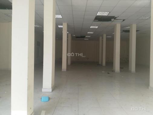 Cho thuê văn phòng chính chủ Duy Tân, Trần Thái Tông, DT: 100-130-140-200m2, 0983496930