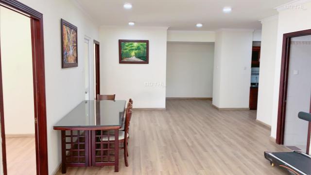 Bán căn hộ có sổ hồng riêng tại Phúc Yên, Phan Huy Ích - Tân Bình. 132m2 / 3 PN 3 WC, view đẹp