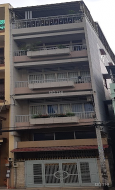 Bán nhà mặt phố Phan Đình Phùng, Phú Nhuận, diện tích 4,5m x 18m