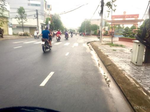 Bán nền mặt tiền đường Đồng Văn Cống lộ 20 mét, đông xe cộ, không ngập, có giá đầu tư