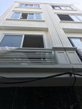 Bán căn nhà Yên Xá, Hà Đông, 2,25 tỷ, 32m2, ô tô cách nhà 30m. LH: 0964901045