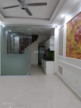 Cho thuê nhà riêng Thạch Bàn, 4 tầng, đẹp giá 7 tr/tháng. LH 0965494540