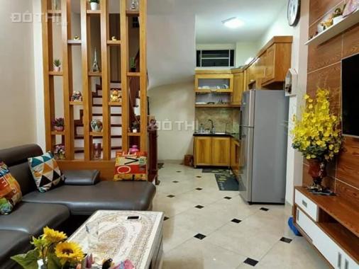 Bán nhà Tam Trinh đẹp 5 tầng, 46.8m2, ngõ ba gác, nhỉnh 2 tỷ. LH: 0353749975