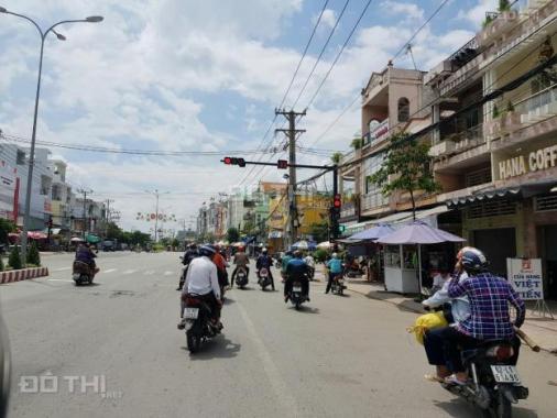 Kẹt tiền bán gấp đất Hồ Văn Long gần trường, chợ, SHR, giá 1 tỷ 080 triệu. LH: 0906978831