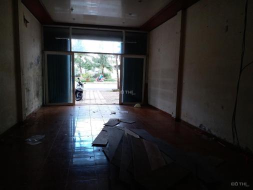Cho thuê nhà 125 m2 để làm kho, mặt tiền đường Nguyễn Tất Thành, 10 triệu/Tháng
