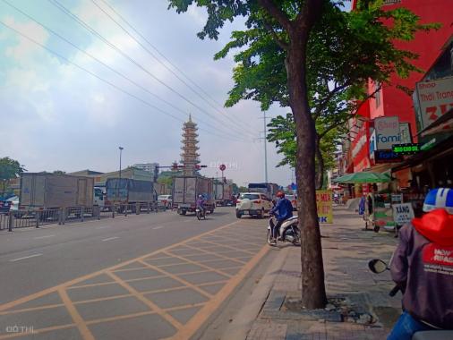 Cho thuê nhà mặt tiền Phạm Văn Đồng 9 x 6m chỉ 30 tr/th