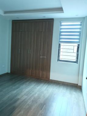 Bán nhà ngõ 603, Lạc Long Quân, Xuân La, Tây Hồ 55 m2 x 6 tầng đẹp ô tô đỗ cửa, 6,5 tỷ