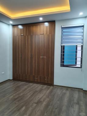 Bán nhà ngõ 603, Lạc Long Quân, Xuân La, Tây Hồ 55 m2 x 6 tầng đẹp ô tô đỗ cửa, 6,5 tỷ