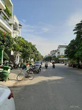 Đất MT kinh doanh Phạm Văn Đồng gần Giga Mall 6x20m, giá 86 tr/m2
