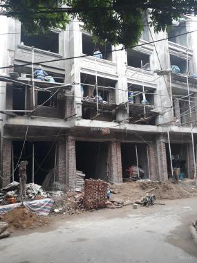 Bán nhà xây mới Kim Giang, Hoàng Mai 38m2, ôtô vào nhà, 0986305399