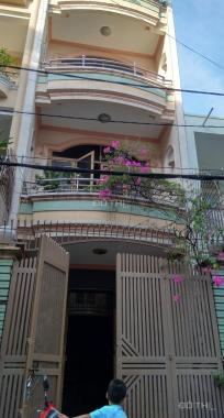 Bán nhà 1 trệt, 2 lầu, 1 sân thượng tại Cộng Hòa, P. 13, Q. Tân Bình, TP. HCM