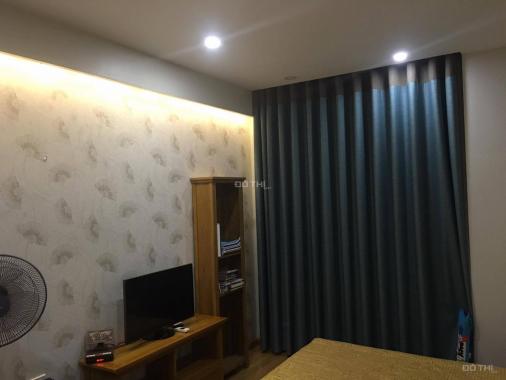 Cần cho thuê căn hộ 3 phòng ngủ full tại Nguyễn Huy Tưởng Thanh Xuân 10,5 tr/th. LH 0936016806