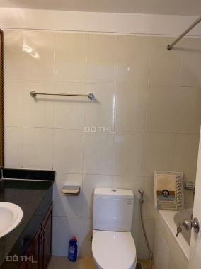 Cho thuê chung cư cao cấp Gold Season, 70m2, 2 PN, 2 WC, full đồ rẻ nhất Thanh Xuân