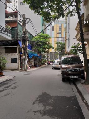 Bán nhà PL ngõ 31 Dịch Vọng, 69m2, 4T gara ô tô trước nhà, ô tô tránh 9.5 tỷ