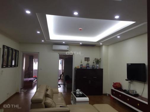 Cần bán chung cư Đông Đô, Hoàng Quốc Việt, 94.5m2, 3 phòng ngủ, full đồ, giá 3 tỷ