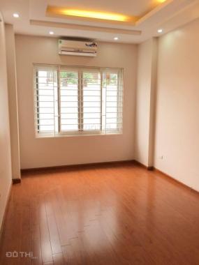 Bán nhà mặt ngõ Vương Thừa Vũ, 40m2, 5T cách phố 10m 4.5 tỷ