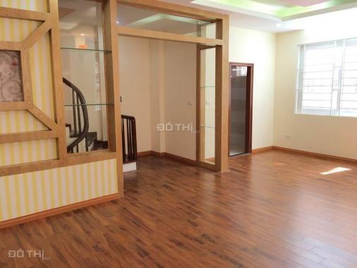 Bán nhà mặt ngõ Vương Thừa Vũ, 40m2, 5T cách phố 10m 4.5 tỷ