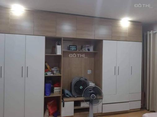 Gần phố ở ngay Thanh Nhàn, Hai Bà Trưng, 20m2, giá 1.8 tỷ