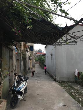 Bán 70m2 nhà cấp 4 chưa sổ, giá 900tr tại Phú Lãm, Hà Đông