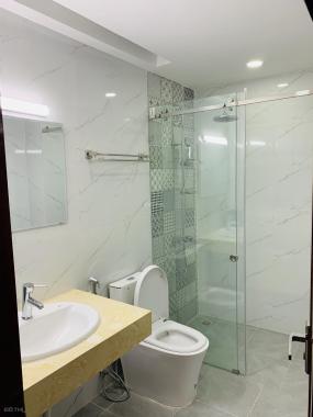 Bán gấp ngôi biệt thự 90m2 xây dựng mới 5 tầng, tại làn 2 đường Nguyễn Khuyến, kinh doanh sầm uất