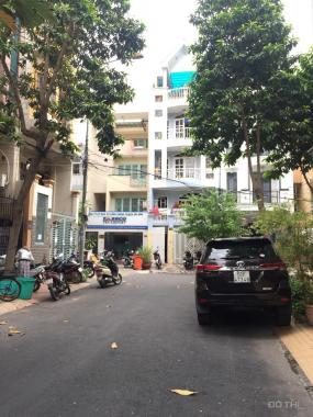 Bán nhà cực kỳ hiếm khu vực đường Hoa, Q. Phú Nhuận, 8 x 18m, CN đủ 144m2