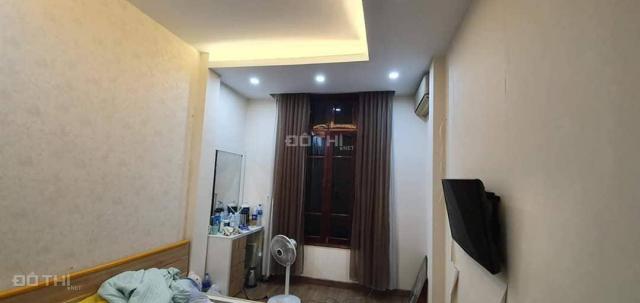 Phân lô cán bộ, 35m2, 5T, 6pn, Phùng Hưng, Viện 103, ngõ ô tô - thông, chỉ 2.73 tỷ, lh 0339268300