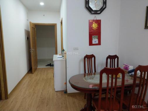 Bán chung cư Golden West số 2 Lê Văn Thiêm: 75m2, 2PN, căn góc - Giá rẻ 2,1 tỷ