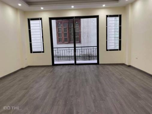 Mới đẹp, siêu kinh doanh, bán nhà Mai Động, 40m2 x 5T, MT 6.5m, lô góc, ô tô lùi nhà, 4.4 tỷ