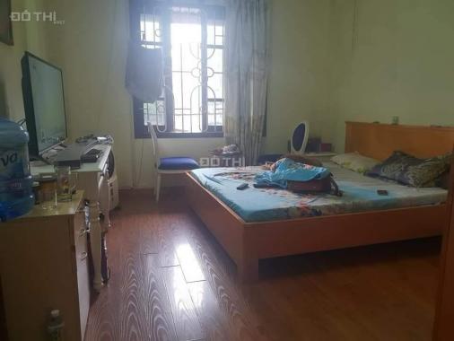 Nguyễn Khoái, Hoàng Mai, 40m2, 3 tầng, giá chỉ 1.99 tỷ, có thương lượng. LH Vân 0982692233