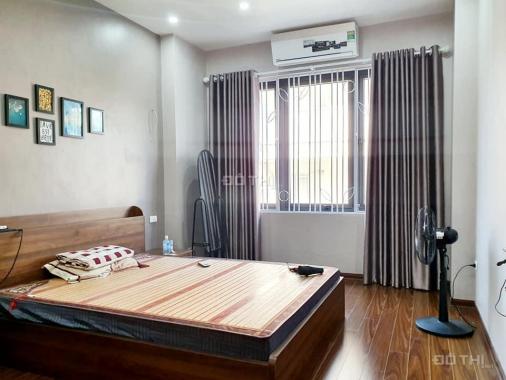 Gấp nhà Trần Khát Chân, lô góc Hai Bà Trưng, 55m2, 4T, giá 3 tỷ. LH 0988964342