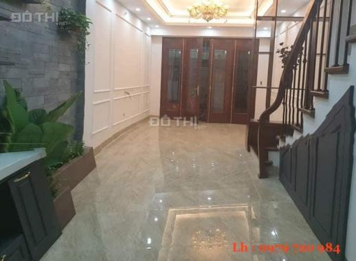 Siêu phẩm Linh Lang, 45m2, 5 tầng đẹp mới - Nội thất nhập khẩu, giá 5.6 tỷ