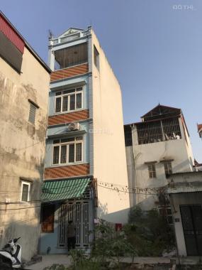 Bán nhà Hữu Trung, Hữu Hòa, gần trường tiểu học Hữu Hòa, 30m2, 4 tầng, 3PN, 1,59 tỷ