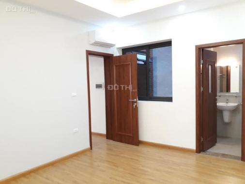 Bán nhà đường Giải Phóng, Hai Bà Trưng, 55m2, 5 tầng, 6.5 tỷ, 7 căn hộ cho thuê, liên hệ 0945818836