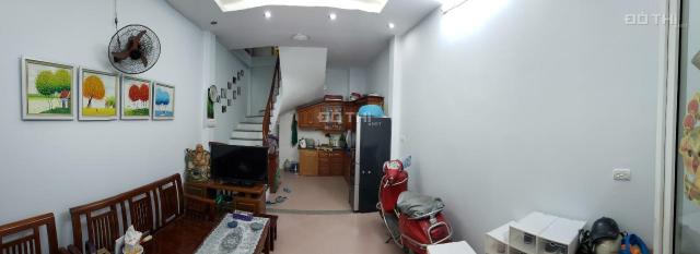 Bán nhà Trung Văn 30m2, xây 5 tầng, 3 phòng ngủ rộng, giá 2.3 tỷ. LH Thực 0989015276 