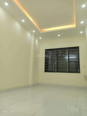 Chính chủ bán nhà phố Bế Văn Đàn, Hà Đông, 4 tầng, 42m2, giá 2,9 tỷ, oto đỗ cách 10m. 0947546869