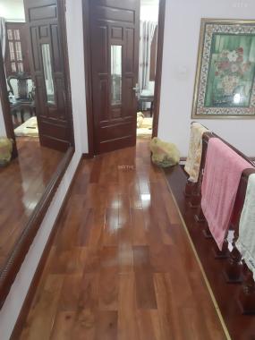 Mua đất tặng nhà Bồ Đề 80m2, 4 tầng, MT 4.5m, ngõ ô tô thông, giá 4.35 tỷ, 0967635789