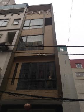 Cho thuê nhà ngõ ô tô đỗ cửa tại Đồng Me. DT: 55 m2 * 5 tầng, MT: 5m