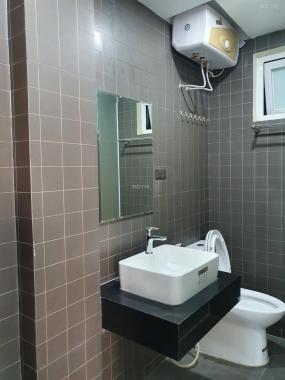 Cho thuê căn hộ 6,5 triệu/th tại Tô Hiệu, Hoàng Quốc Việt, Cầu Giấy, full nội thất cực đẹp